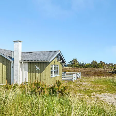 Holiday home Stunning In Thisted With Kitchen *